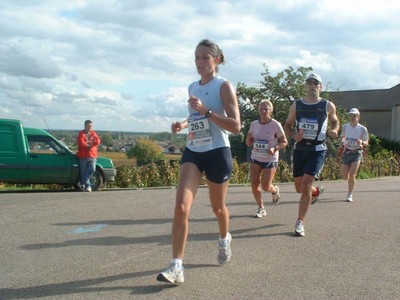 Chantal au 27ème km en 10ème position