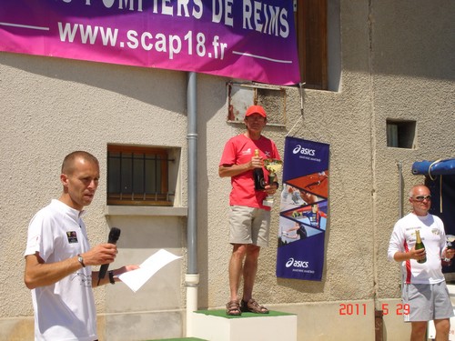 Podium VH3, dommage que les 2éme et 3ème ne soient pas là (ni de  podium pour le seul VH4 Jean THIEBAULT)