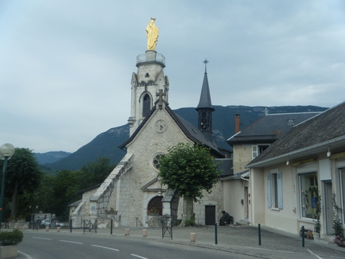 Notre dame de MYANS.....veille sur nous...