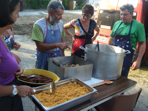 Ce soir c'est couscous maison, Michel et Jean-Louis cuisineront 