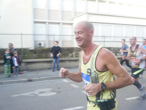 Yves HUBERT : 3h 28' 26''.....1s derrière Maxime GILLIOT!!