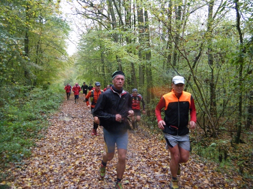 22ème km Le président Bertrand Robinet (casquette blanche) est satisfait de son nouveau parcours 