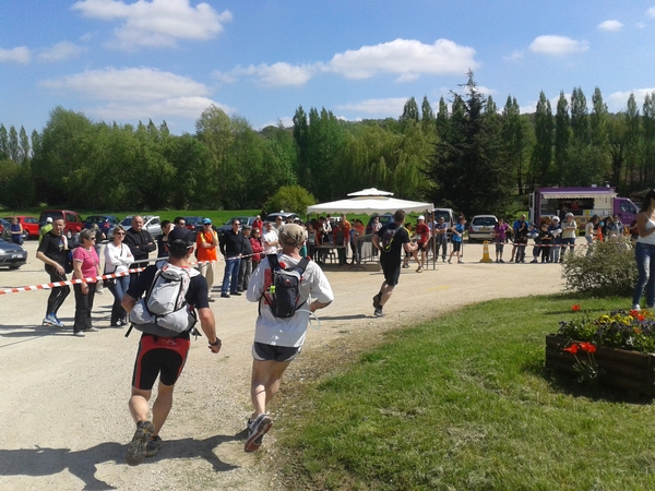 beaucoup de monde au 1er ravito