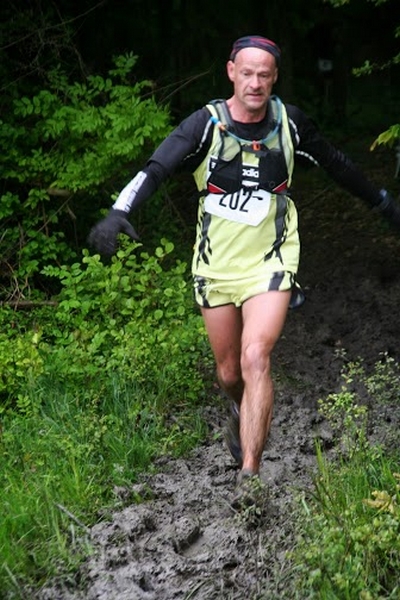 Yves HUBERT....dans la boue...le lot hebdomadaire cette année sur les trails