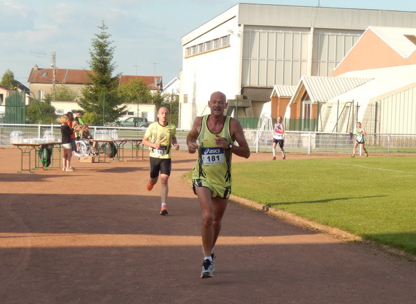 Sprint sur la piste pour Yves et Christophe