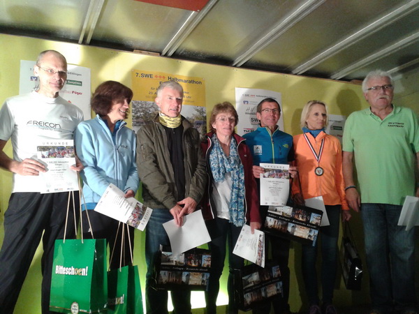 Le podium V3 au complet