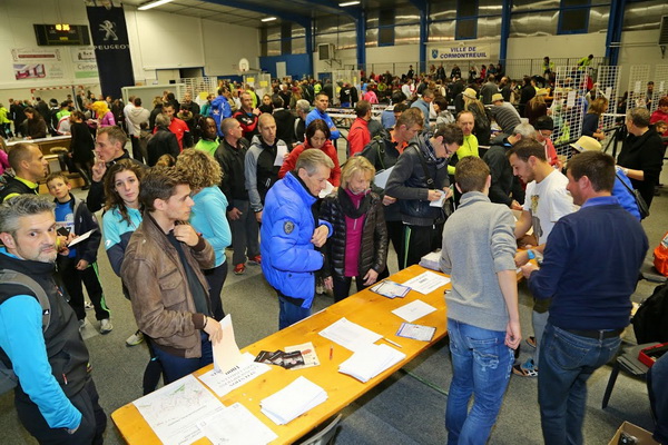 Du monde aux inscriptions  .....arrêt à 1000 (toutes courses..plus de puce, ni dossard)