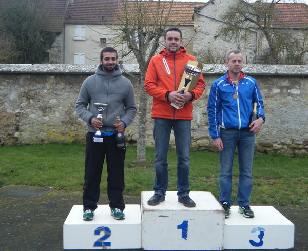 Beau podium masculin sur le 30km (Yannick 1er)