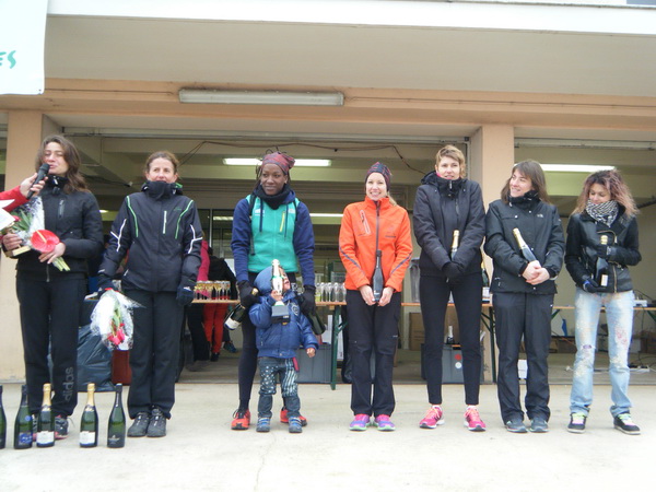Podium féminin du 16km....il manque Elodie (9ème)