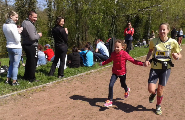 Toujours fiers les enfants à l'arrivée