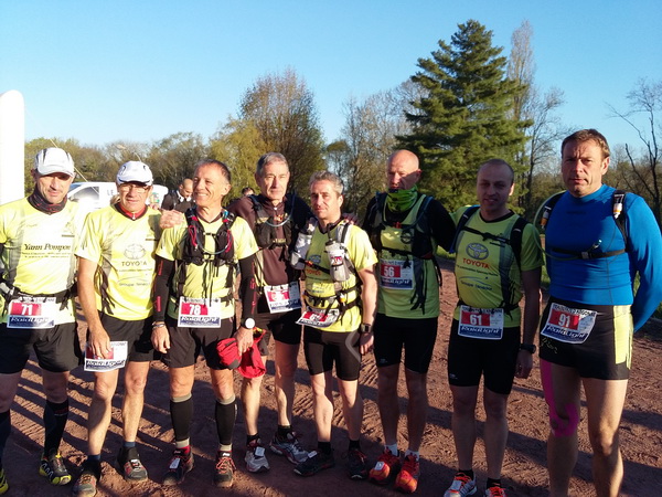 Les coureurs du 44km au complet