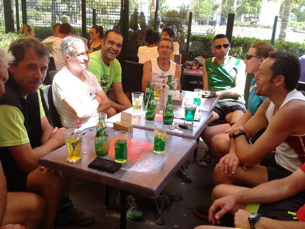 photo trés rare au progrès.....perrier, diabolo menthe, vittel menthe !!!!!