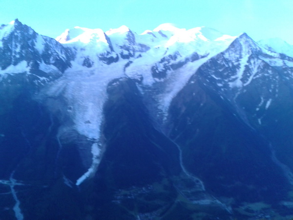 Au Brévent : lever du jour sur le mont blanc