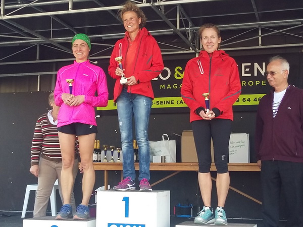 Podium scratch féminin...Bravo les filles