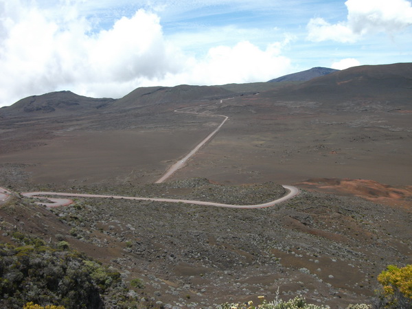 La piste dans la plaine des sables.....vers le pas de Bellecombe