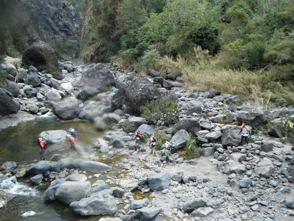 montée vers le sentier du taïbit