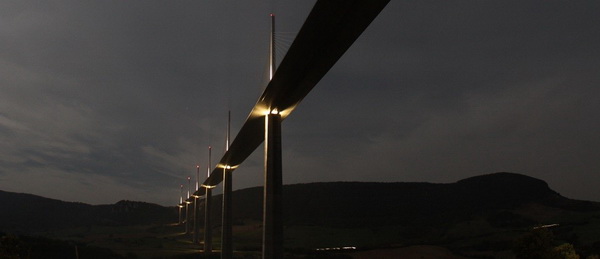 viaduc-de-nuit-a-960x415.jpg