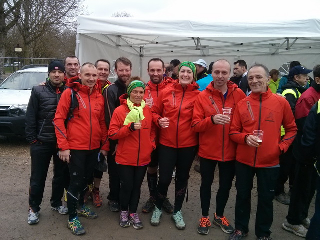 Une petite bière après la course....si ça  ne sert pas à la récupération, ça fait plaisir....et c'est conviviale