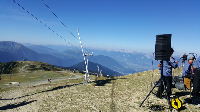 Descente pleine pente jusqu'à Chamrousse