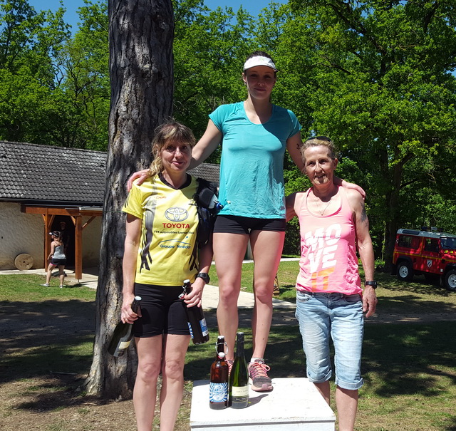 podium catégories  19km : Nadine 1ère M2F