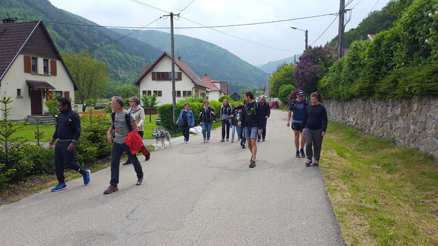 Samedi AM, vers le retrait des dossards au village d'à côté