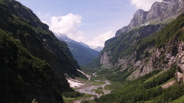 Descente agréable dans la vallée