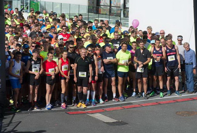 Départ du 7km (Gino avec le Maire de Reims)