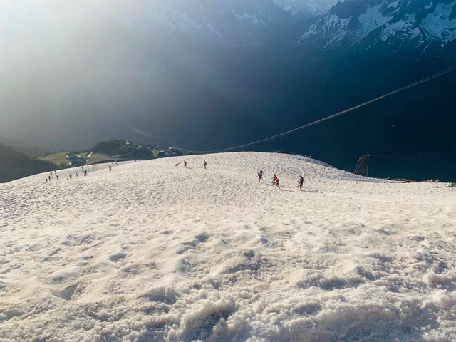 Lever du soleil et un peu de fraîcheur avant la canicule de la journée